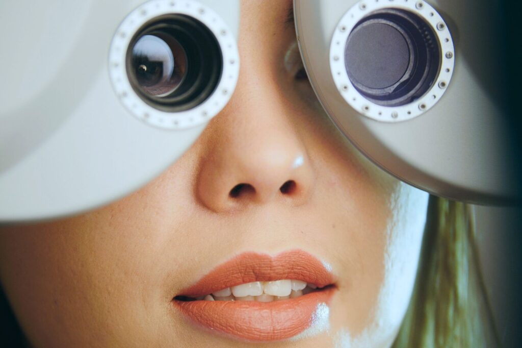 Eye Optometrist